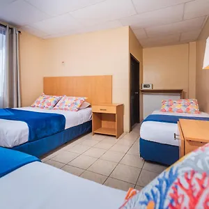 Hostel North Seymour, Puerto Ayora (Galapagos Islands)